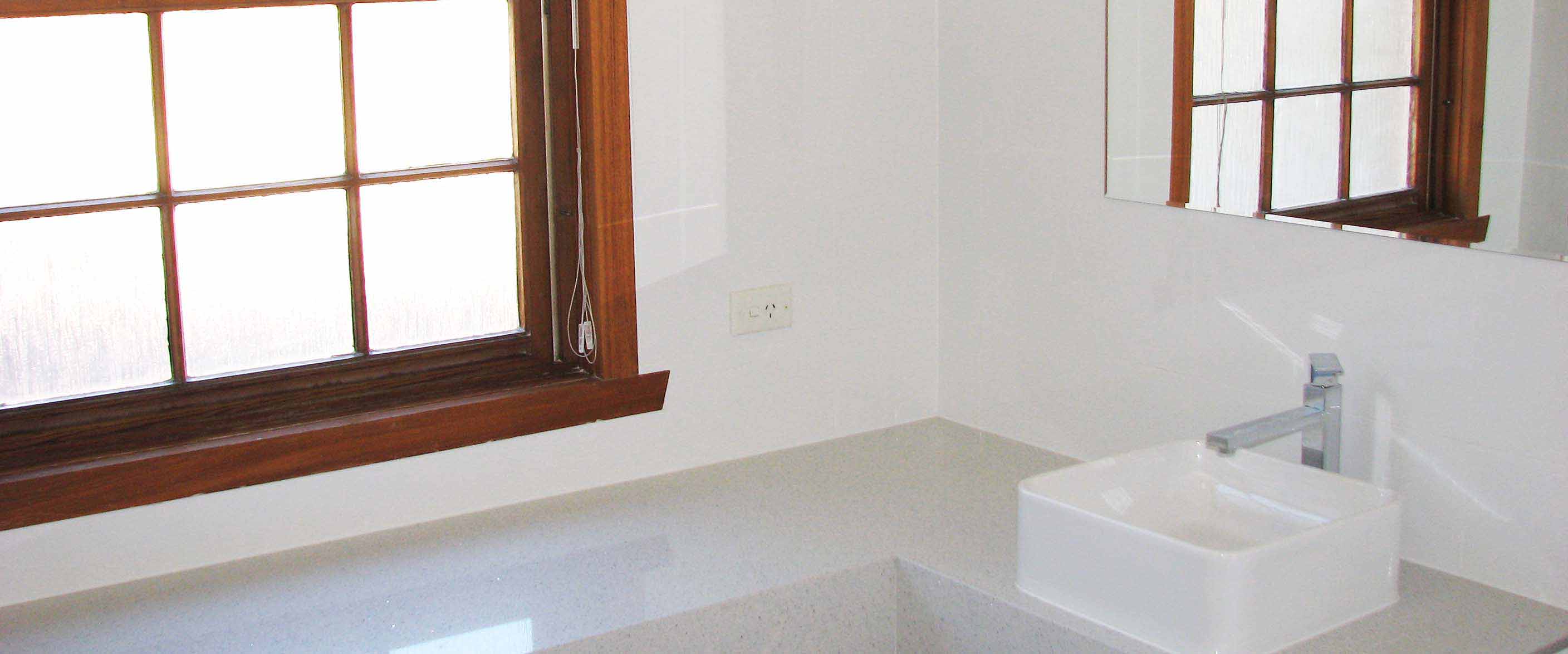 bathroom L.jpg