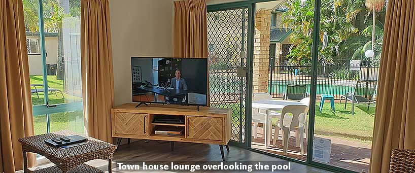 Aqua Villa Lounge and exterior.jpg (1) (1) (1)