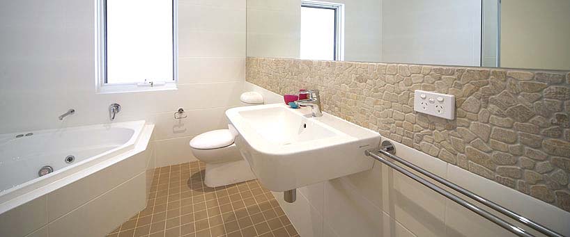 Tidemark Bathroom 5 Shoal Bay Rd.jpg